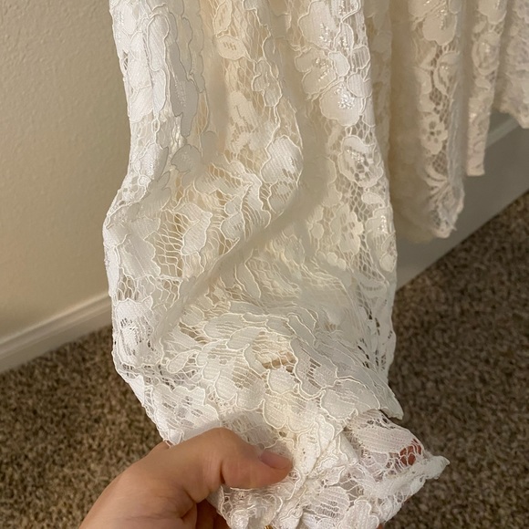 Reformation Lace Wedding Dress - Cream - Picture 5 of 8